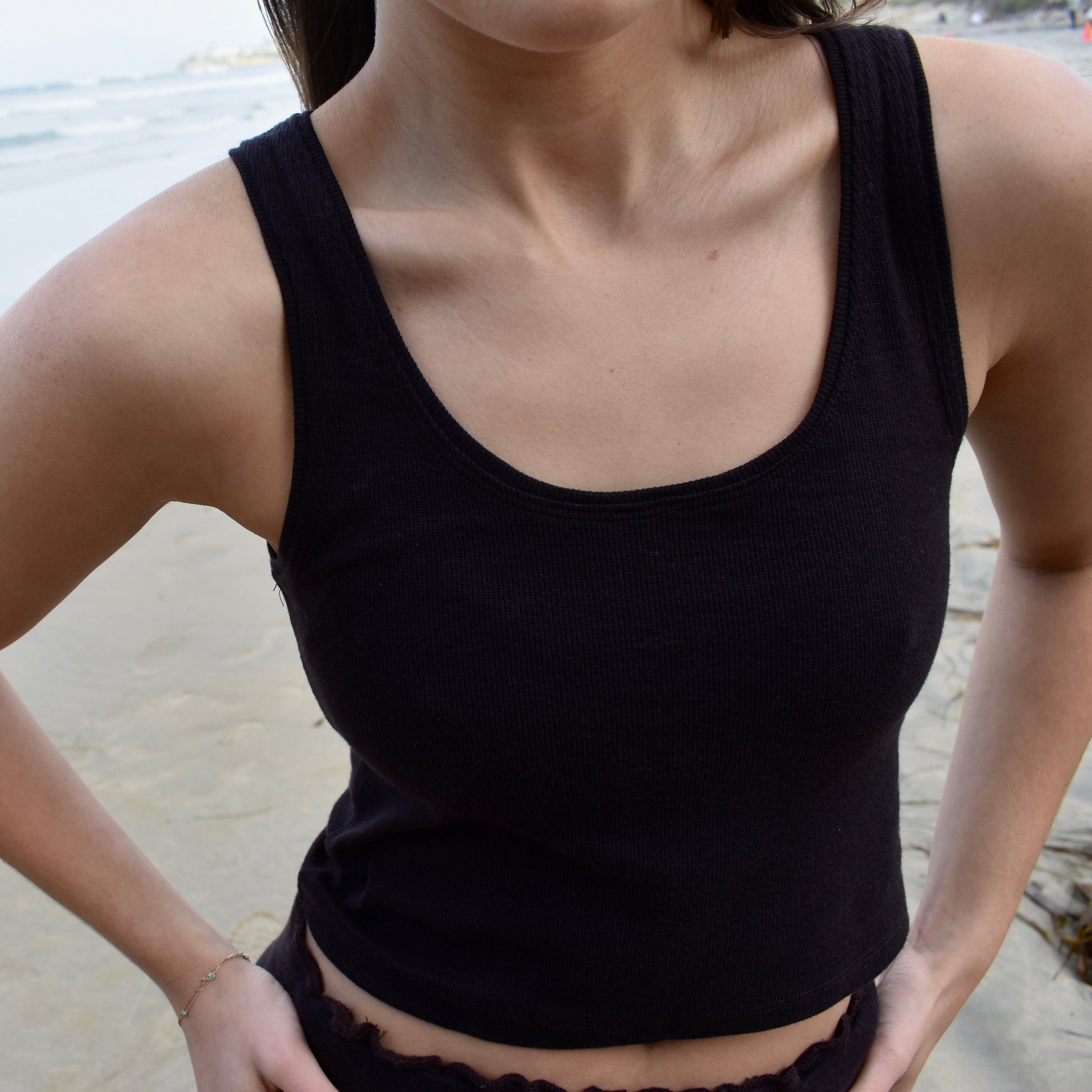 ribbed tank top in Espresso